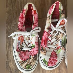 Women’s Tropical Authentic Vans Size 6